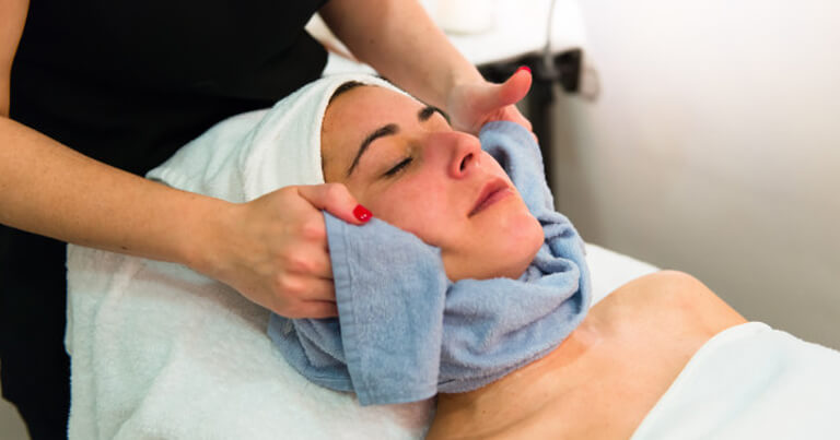 Microdermabrasion for Acne | Dr Rasya Dixit